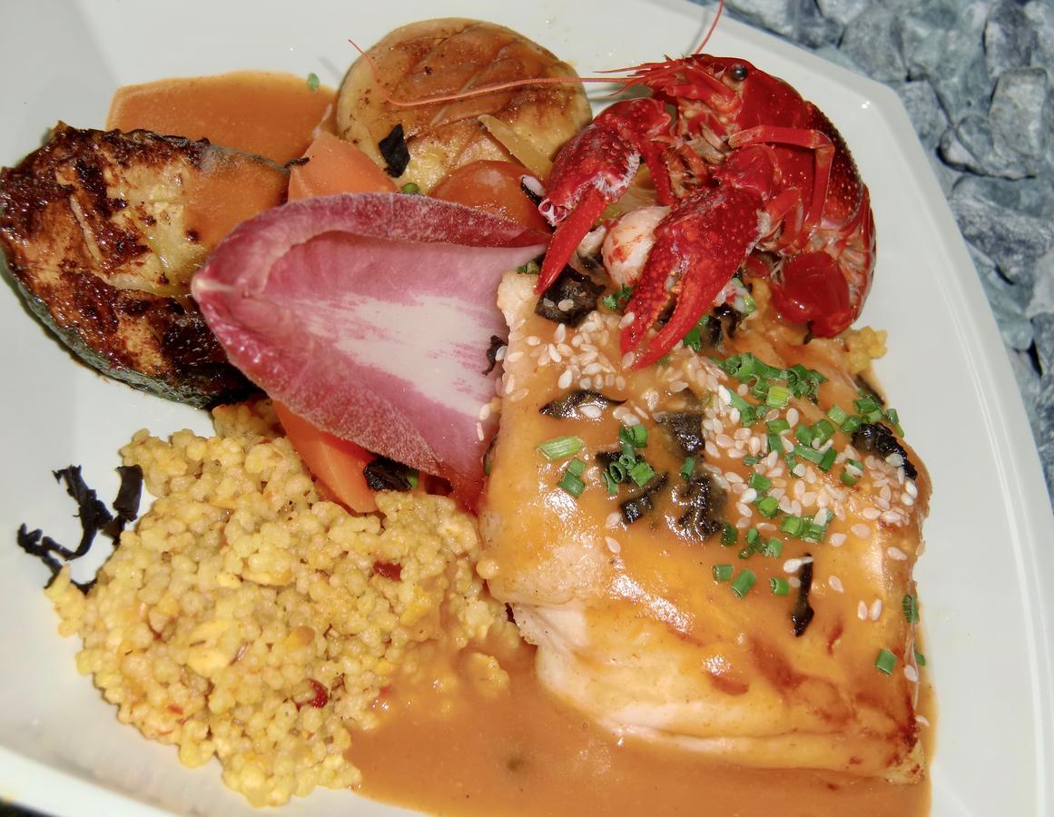 Logis Hotel-Restaurant Le Relais D'Aligre Châteauneuf-en-Thymerais Zewnętrze zdjęcie