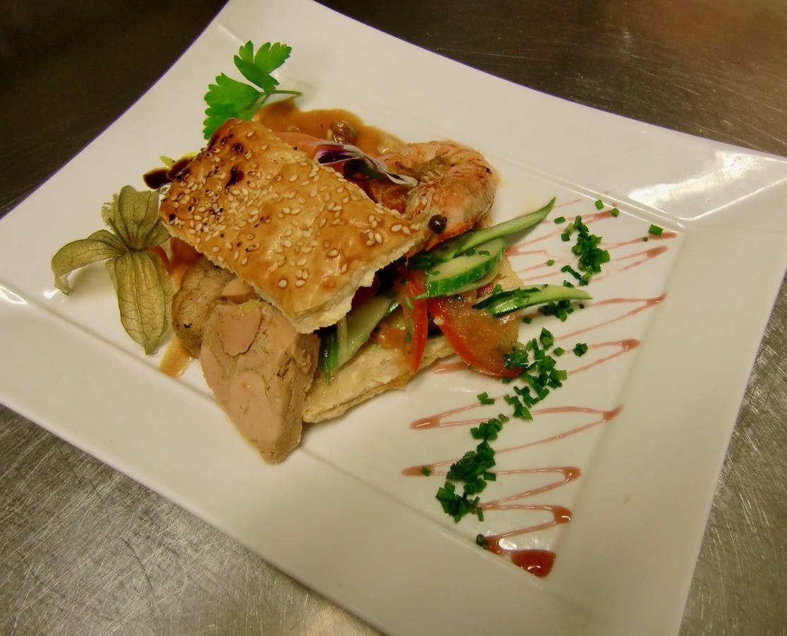 Logis Hotel-Restaurant Le Relais D'Aligre Châteauneuf-en-Thymerais Zewnętrze zdjęcie
